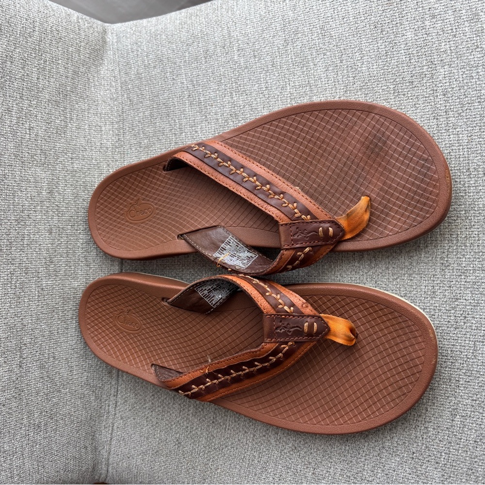 Chaco Brown Leather Strap Flip Flop Women’s Sandals Size 9 - Picture 2 of 6